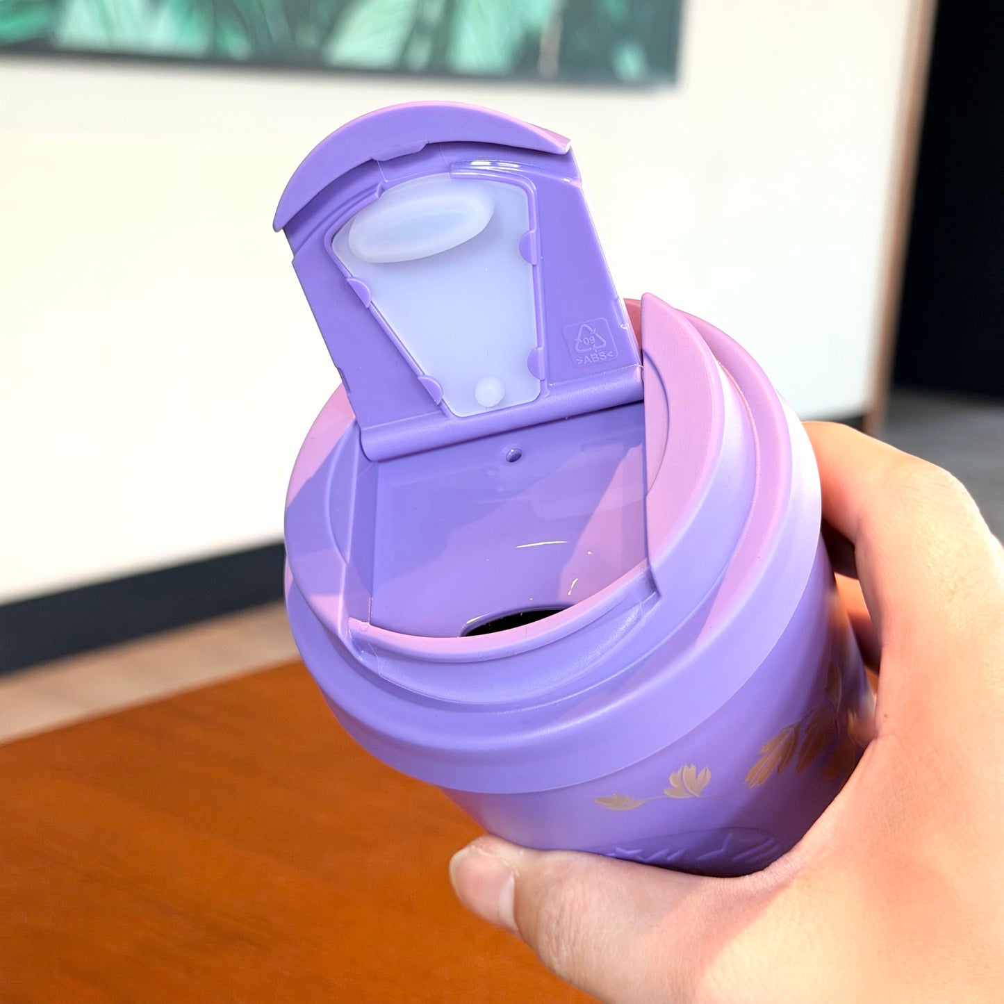 lid view of Starbucks 2026 Good Luck Purple Calabash Stainless Steel Tumbler 500ml