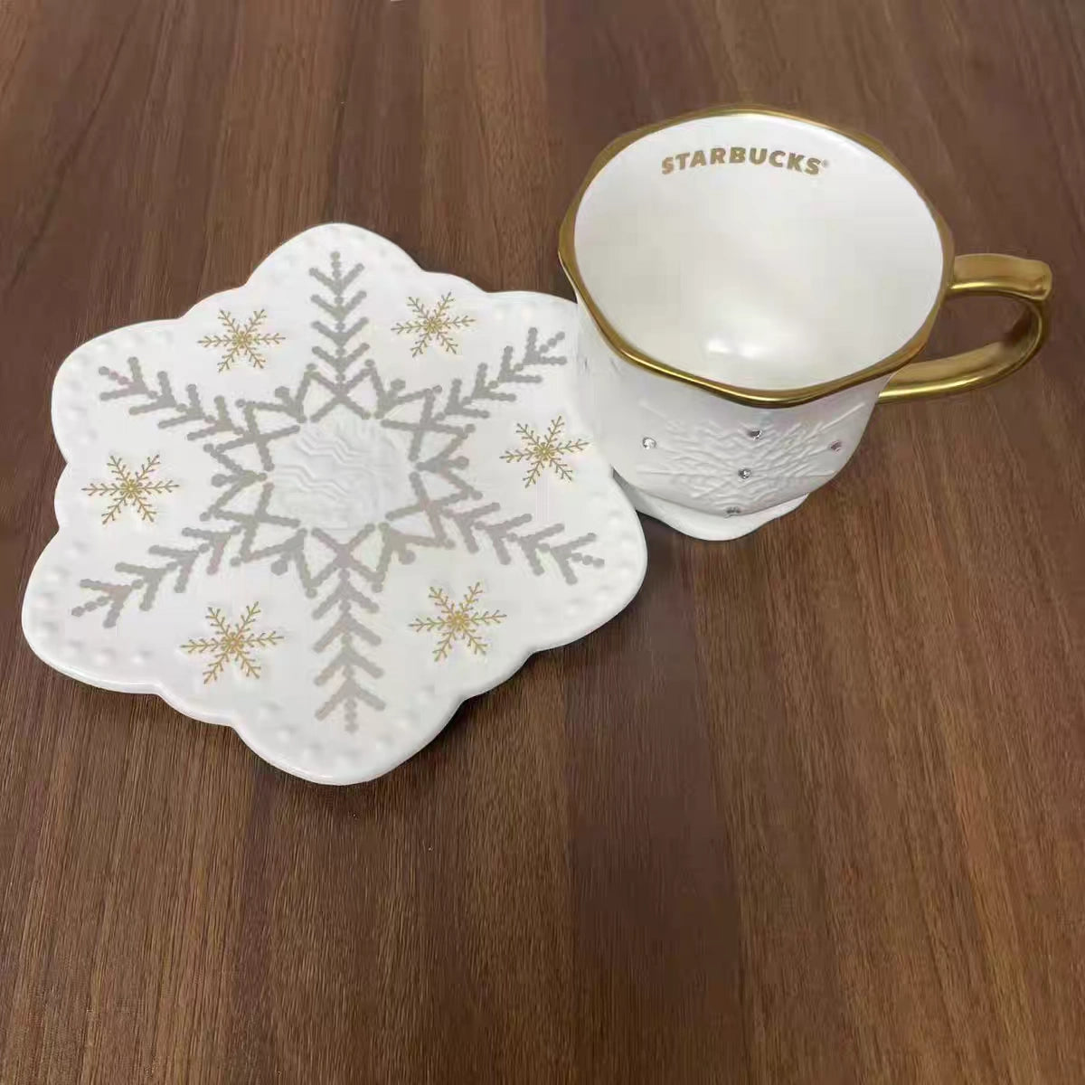 starbucks Ceramic Mug with Snowflake pattern Saucer set 