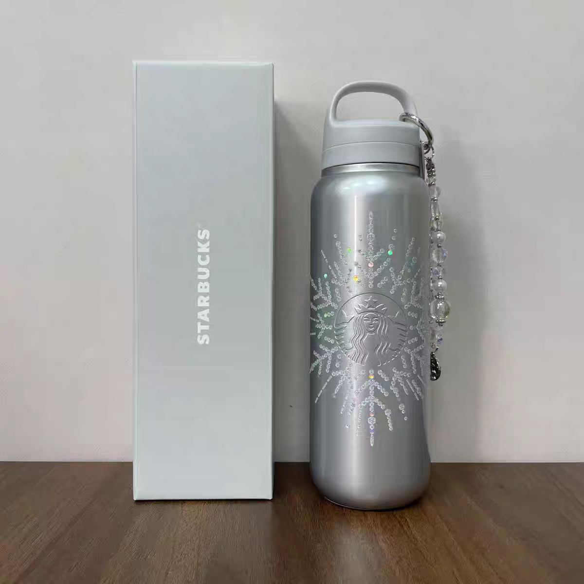 Starbucks Snowlit Wonderland SS Cup 520ml with Ornament front