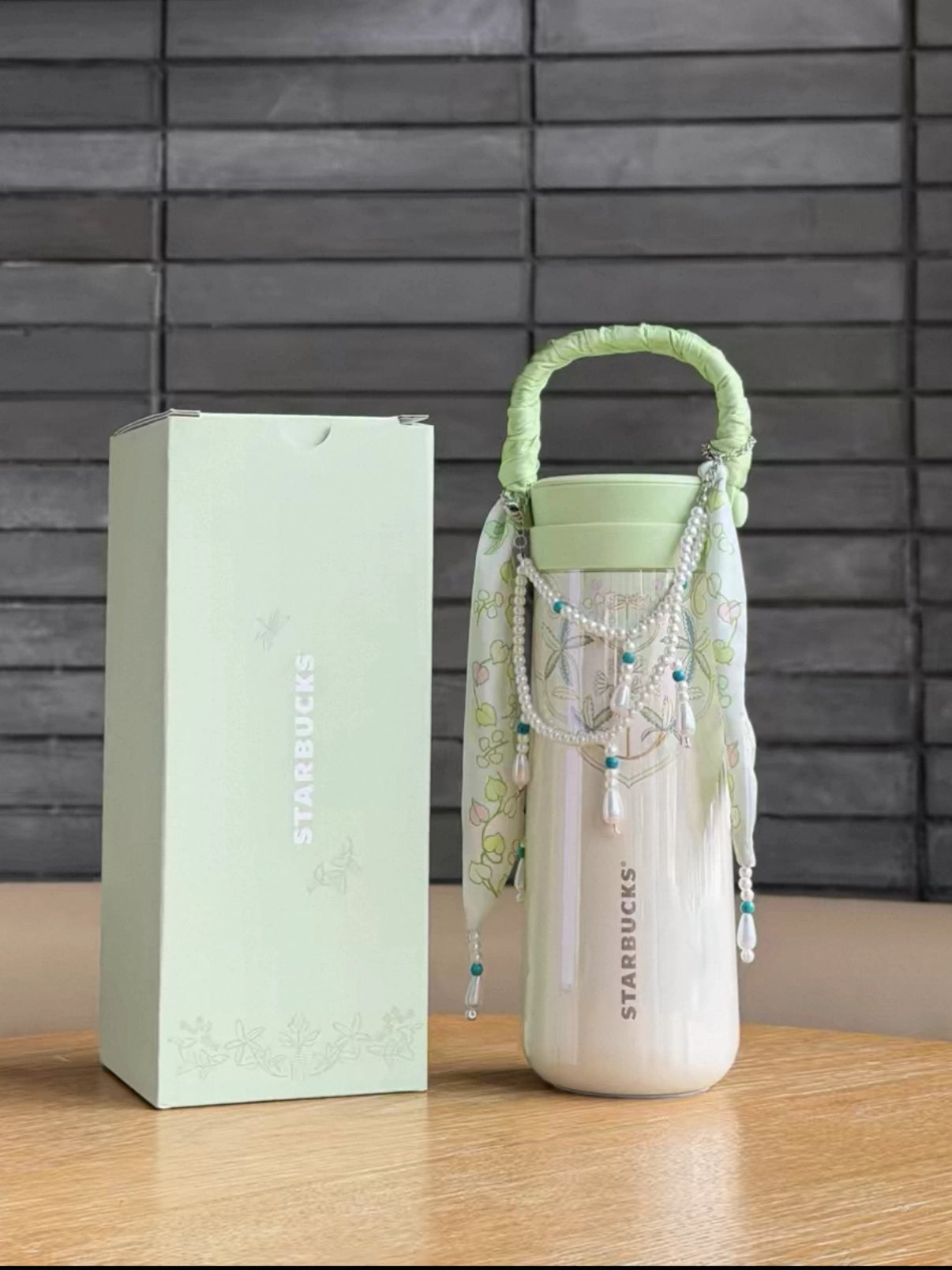 Starbucks China 2026 Spring Blessings 430ml SS Cup With Green Ribbon Handle