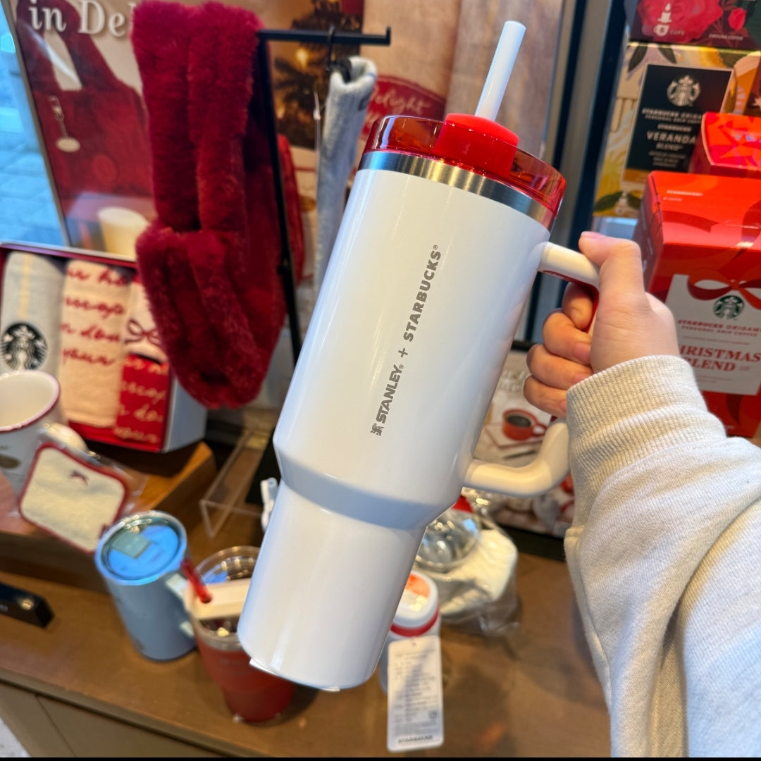  Starbucks Korea 2025 Christmas Stanley SS Cup 1183ml 40oz ON HAND