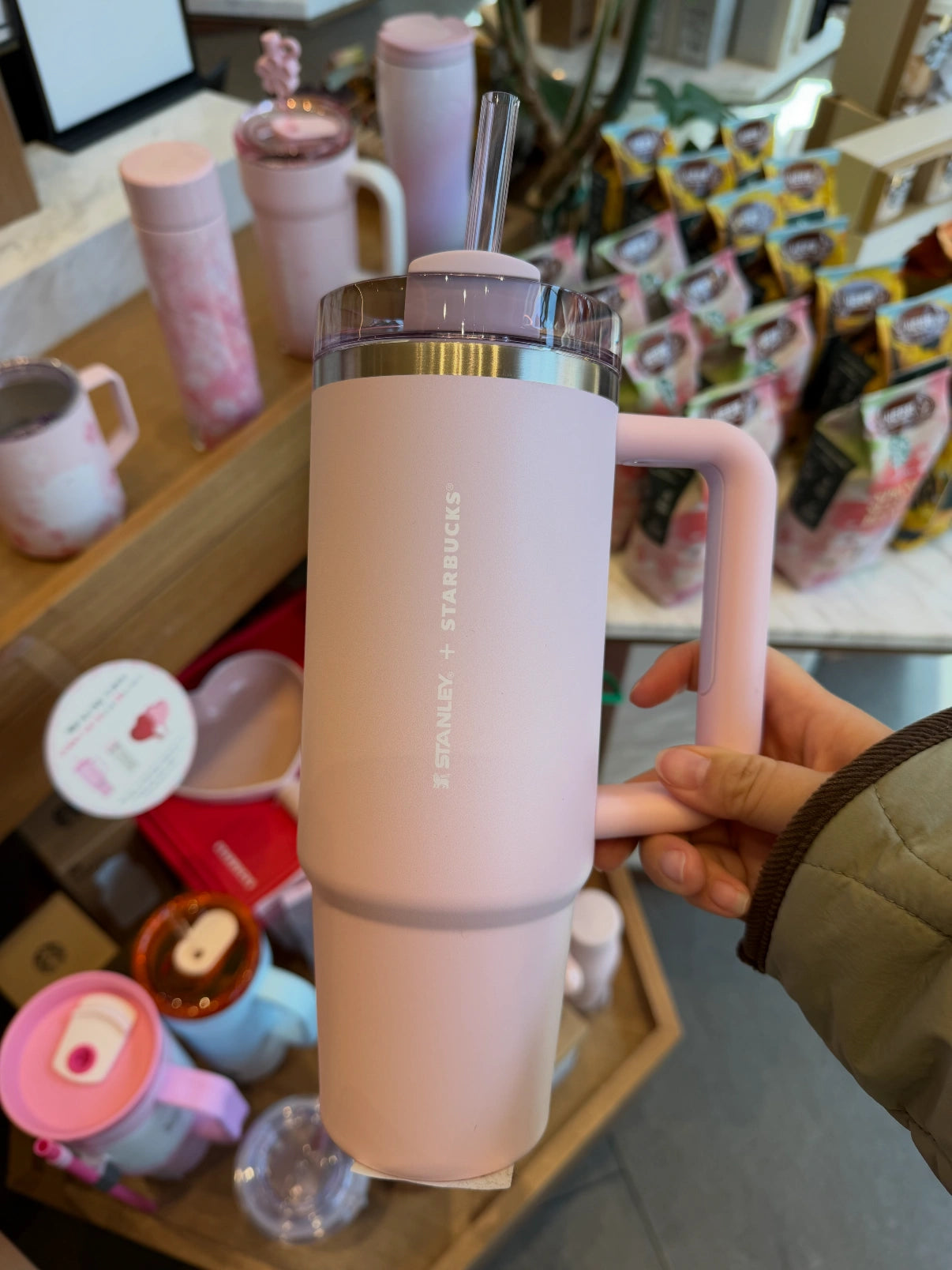 Starbucks Korea 2026 Cherry Blossom Stanley Pink Stainless Steel Cup 887ml 30oz