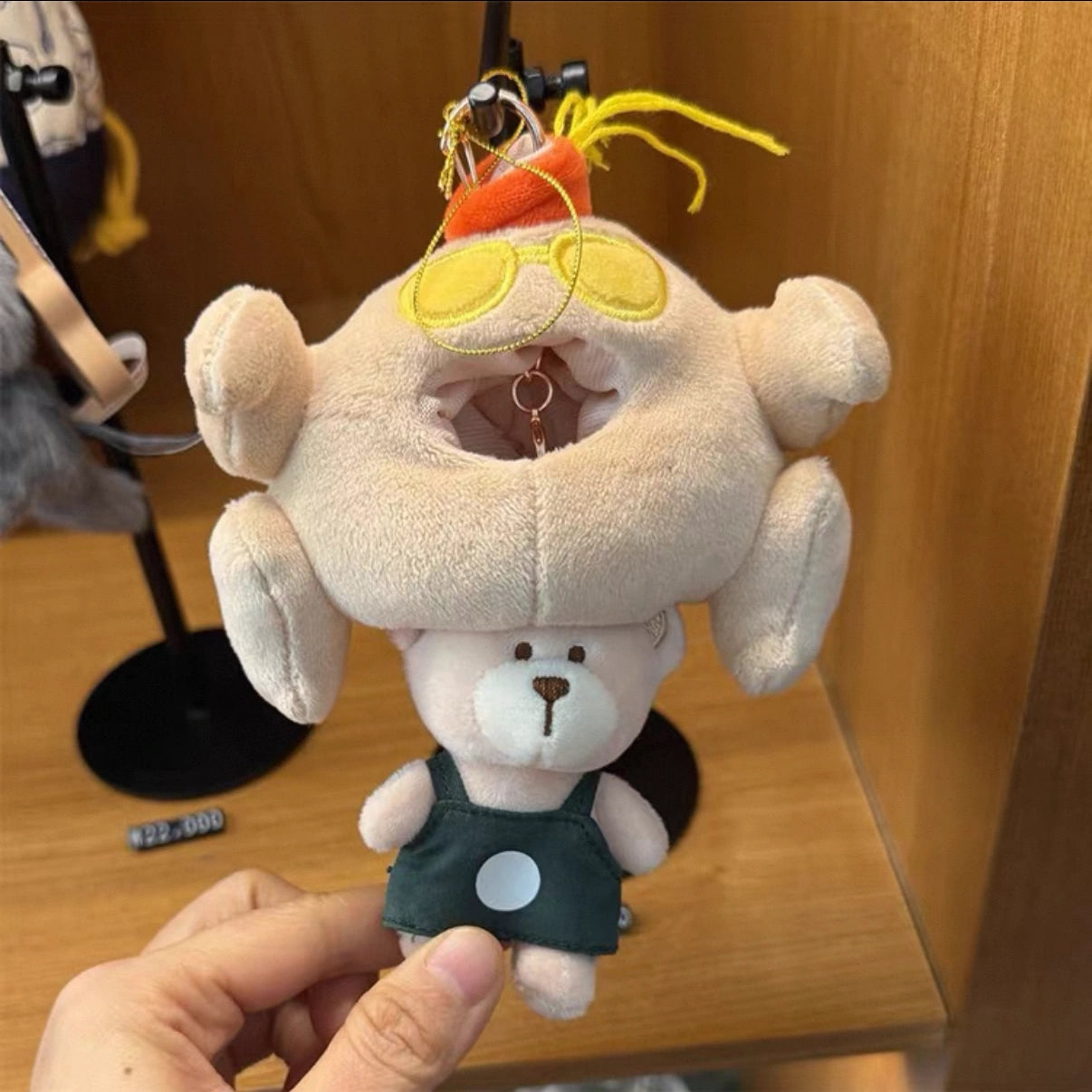 Starbucks Korea+Friends Co-Branded Bear ORnament Keychain on hand