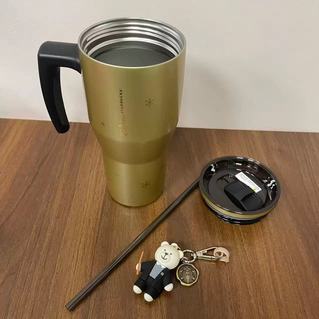 Starbucks x Harry Potter Thermos 880ml Gold SS Straw Cup with Bear Pendant