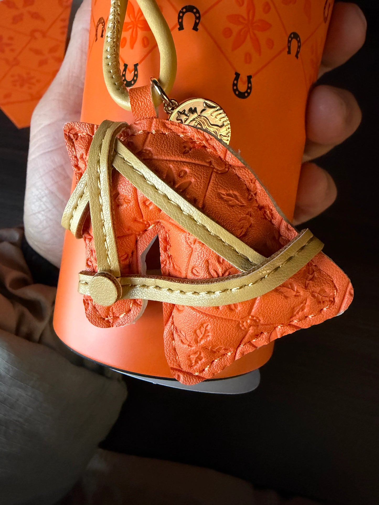 Ornament Details of Year of the Horse pattern on Starbucks stainless steel tumbler